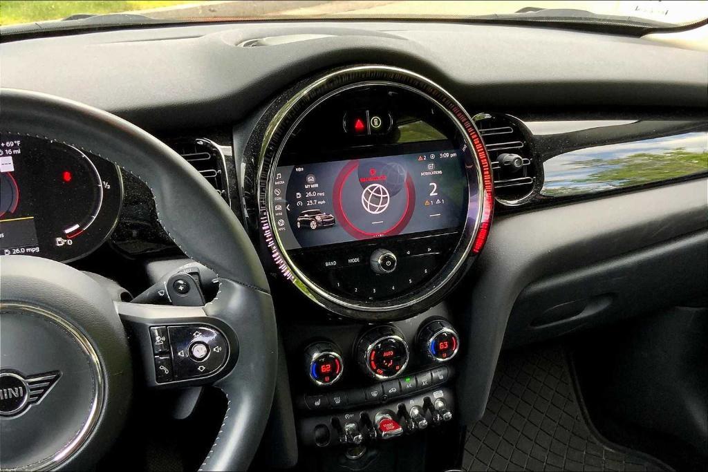 used 2023 MINI Hardtop car, priced at $26,378