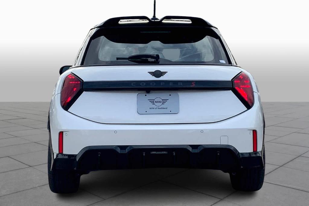 new 2025 MINI Hardtop car, priced at $41,260