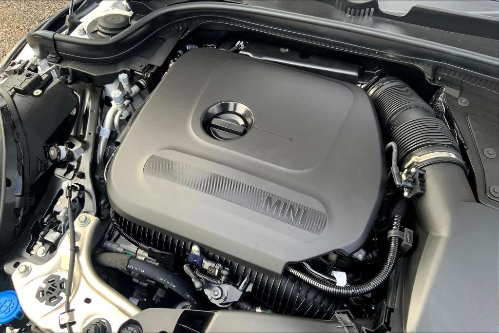 new 2025 MINI Hardtop car, priced at $41,260