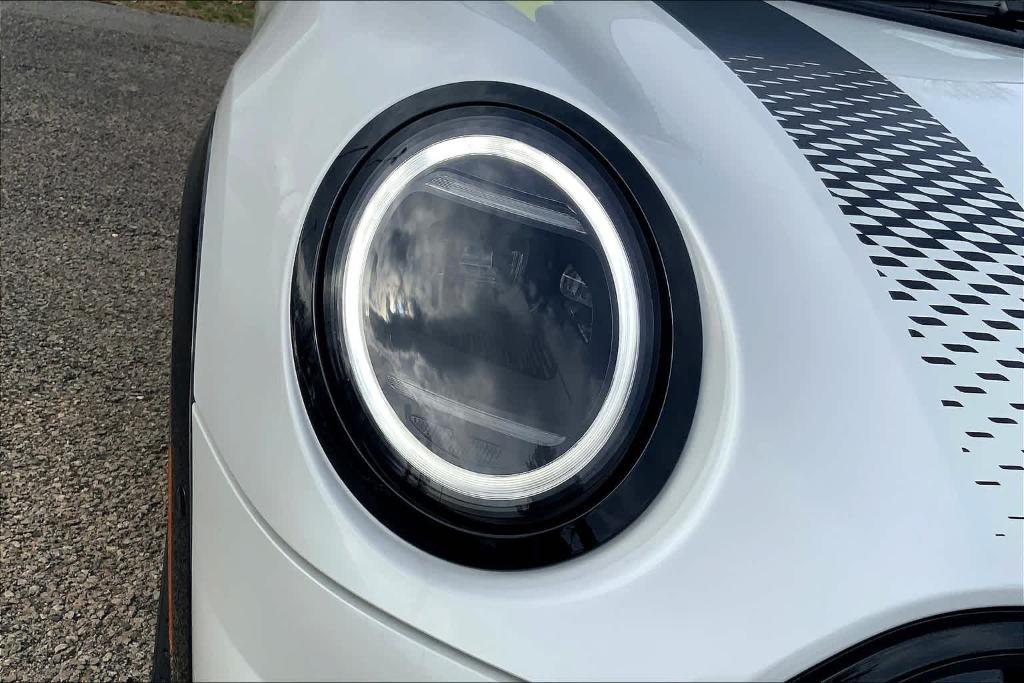 new 2025 MINI Hardtop car, priced at $41,260