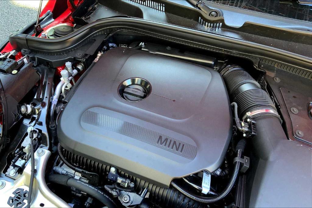 new 2025 MINI Hardtop car, priced at $37,605