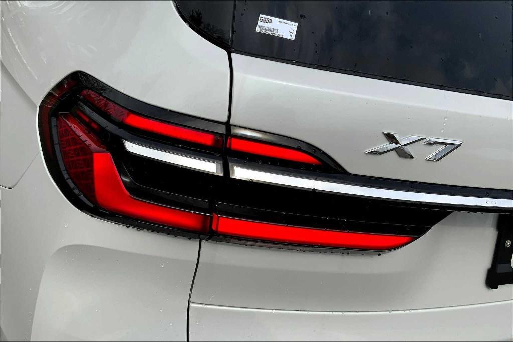 new 2025 BMW X7 car, priced at $92,885