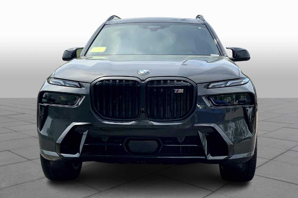 new 2026 BMW X7 car, priced at $122,105