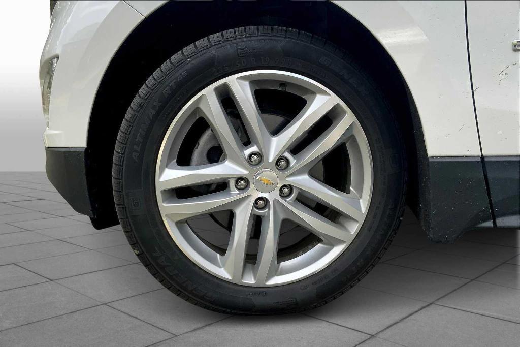 used 2019 Chevrolet Equinox car, priced at $18,633
