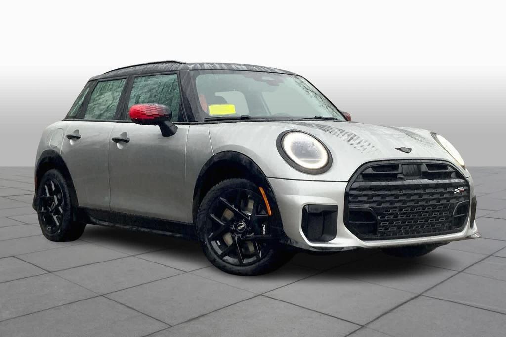 new 2025 MINI Hardtop car, priced at $41,925