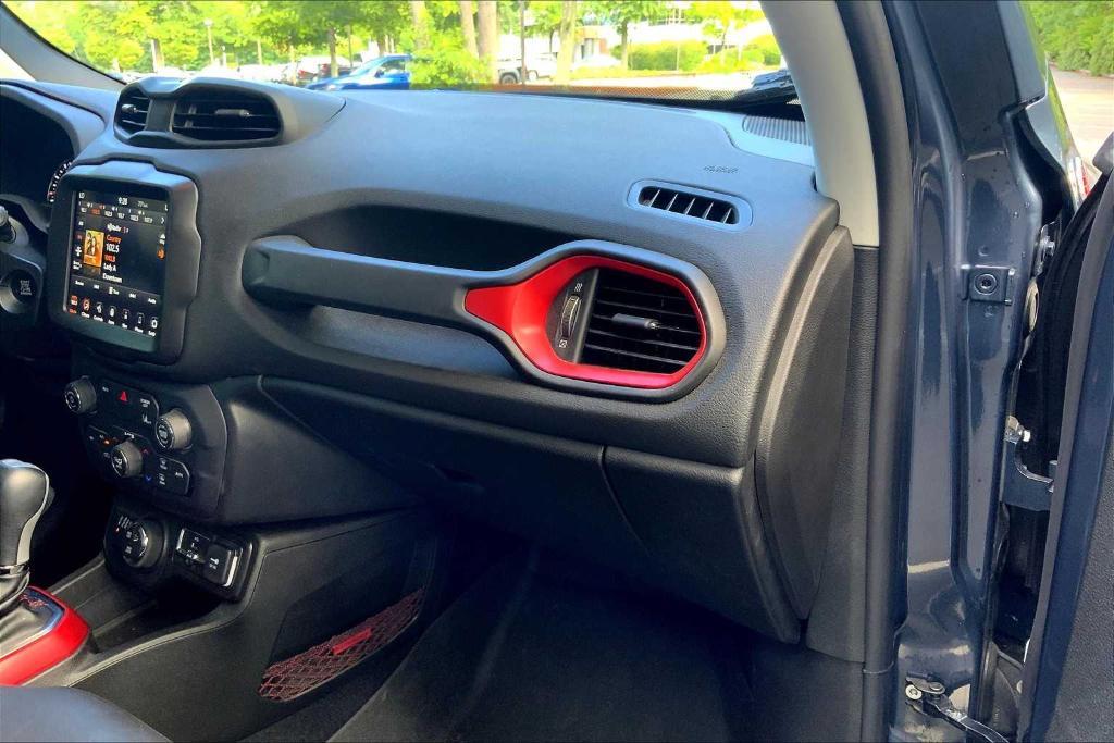 used 2021 Jeep Renegade car, priced at $20,841