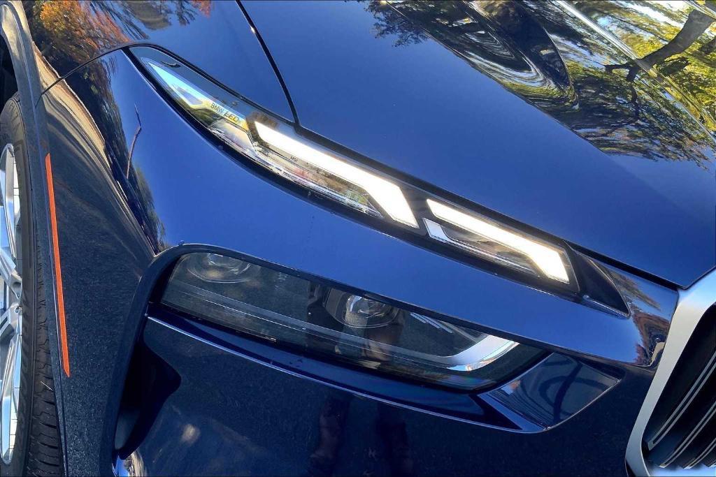 new 2026 BMW X7 car, priced at $99,255