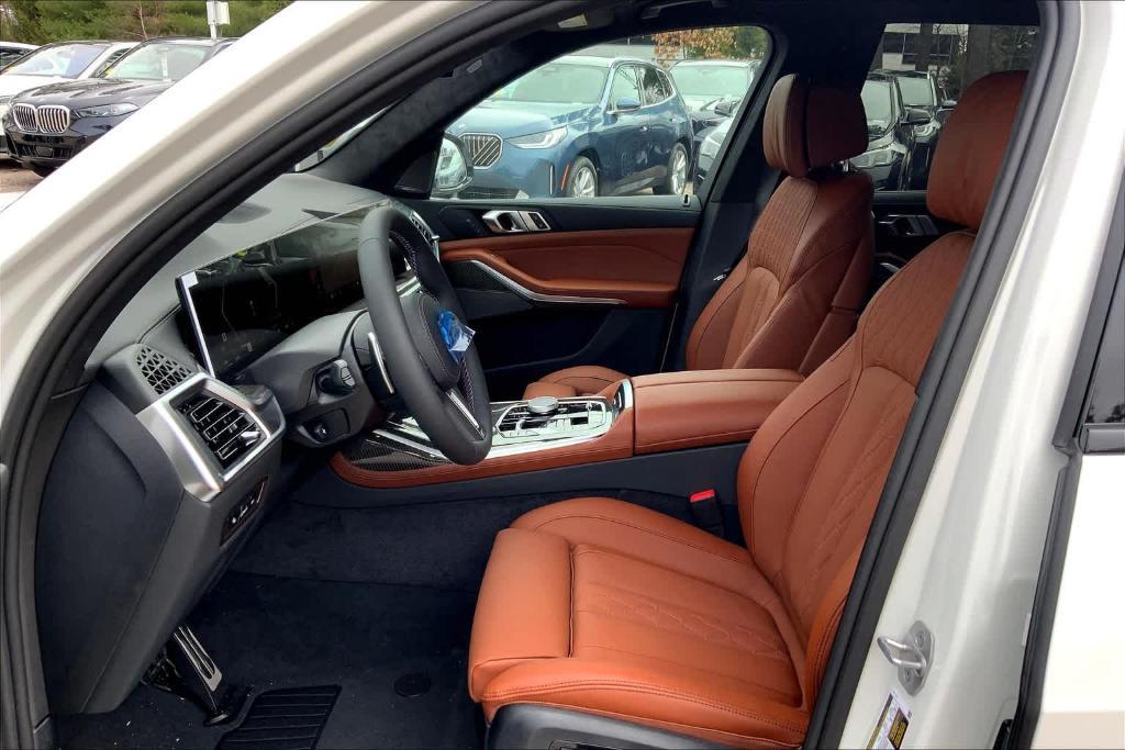 new 2025 BMW X7 car, priced at $115,535