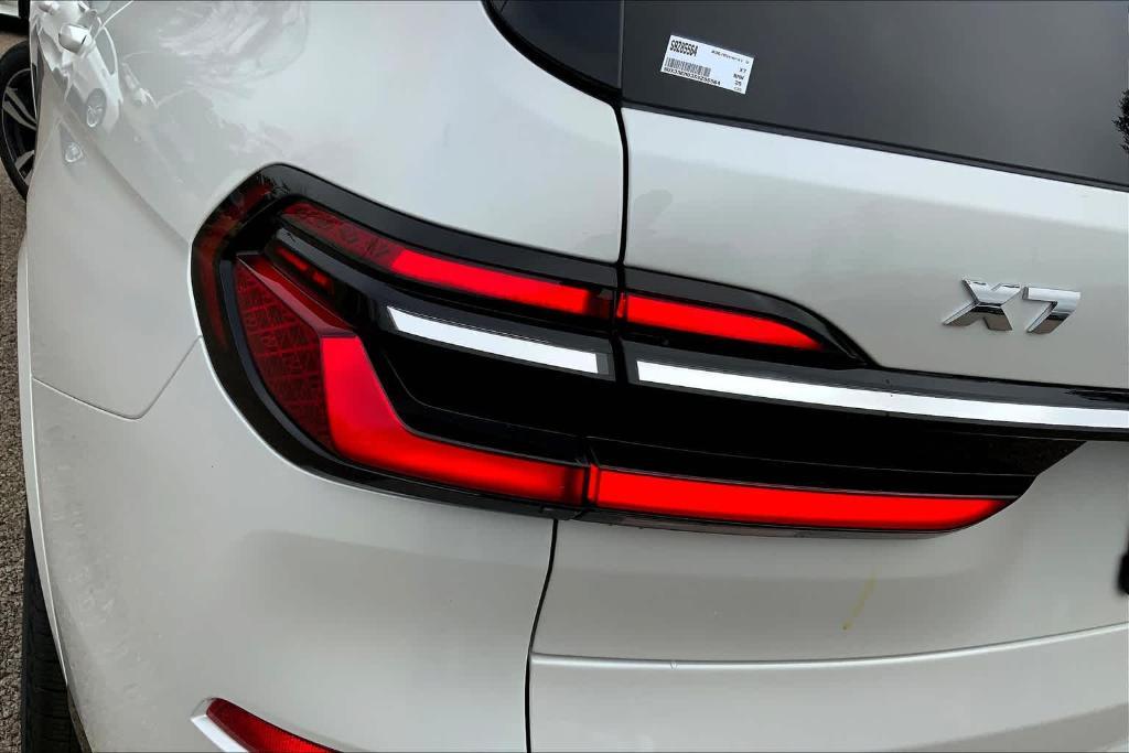 new 2025 BMW X7 car, priced at $115,535