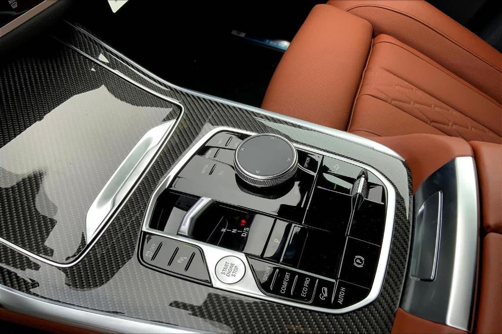 new 2025 BMW X7 car, priced at $115,535
