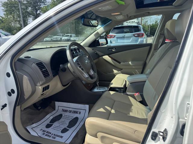 used 2008 Nissan Altima Hybrid car, priced at $6,995