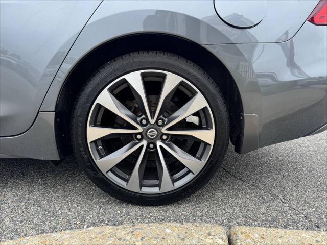 used 2016 Nissan Maxima car, priced at $14,995