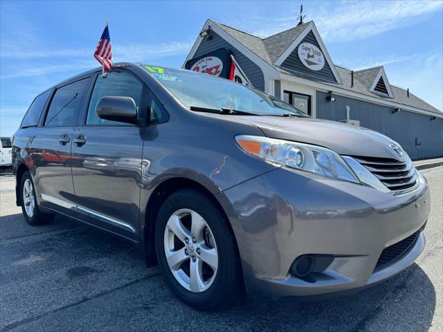 used 2017 Toyota Sienna car, priced at $15,995