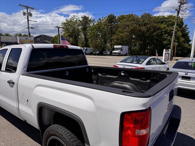 used 2018 GMC Sierra 1500 car, priced at $22,995