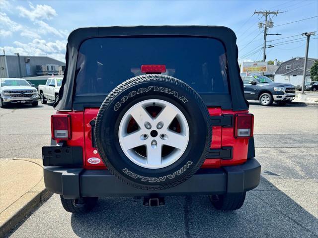 used 2015 Jeep Wrangler Unlimited car, priced at $14,995