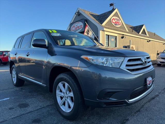 used 2013 Toyota Highlander car, priced at $13,995