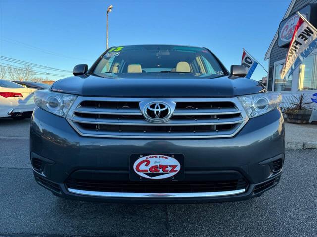 used 2013 Toyota Highlander car, priced at $13,995