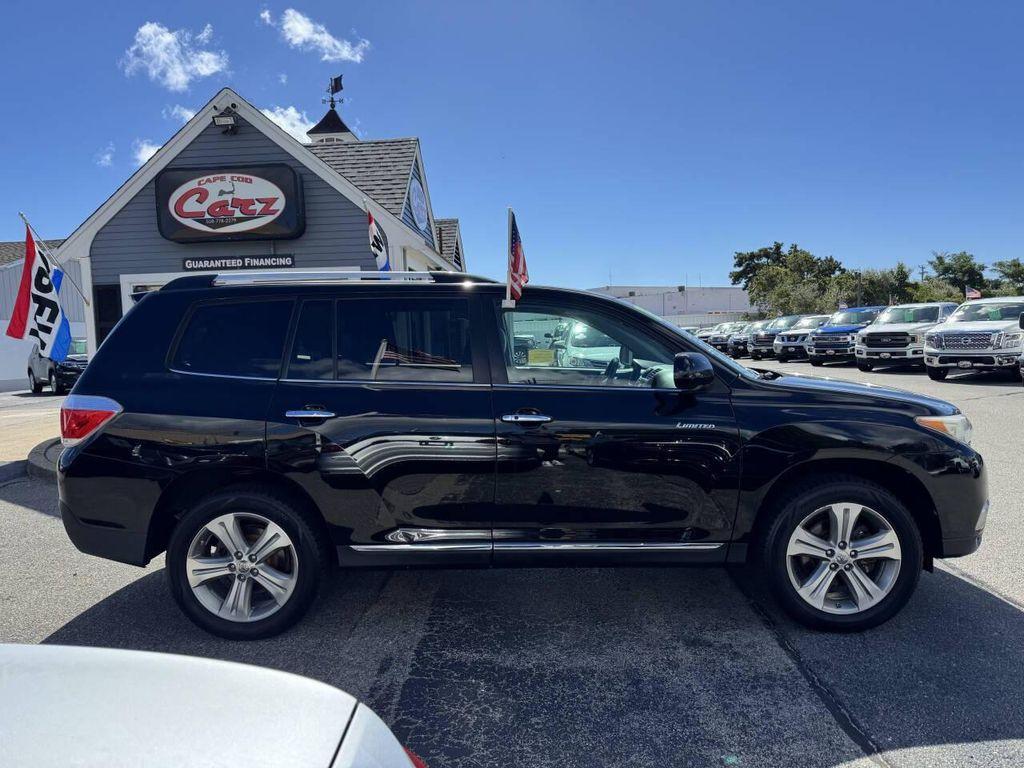 used 2013 Toyota Highlander car, priced at $11,995