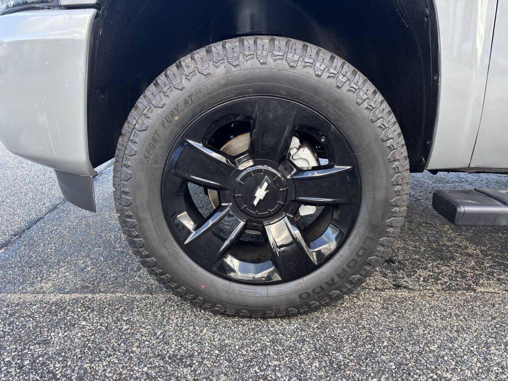 used 2010 Chevrolet Silverado 1500 car, priced at $15,995
