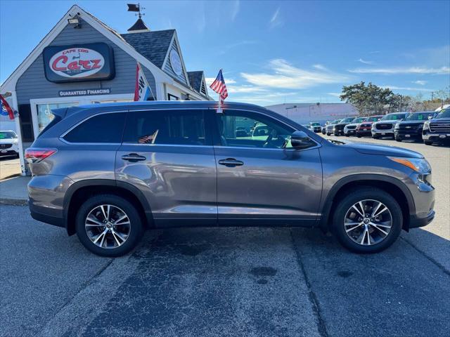 used 2016 Toyota Highlander car, priced at $17,995