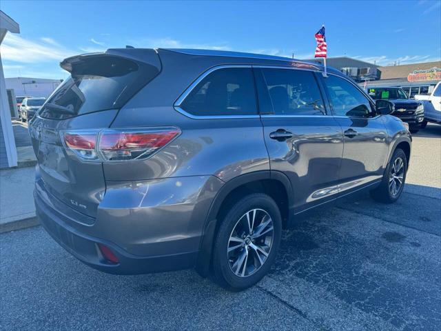 used 2016 Toyota Highlander car, priced at $17,995