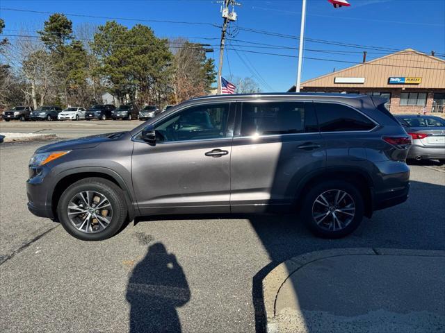 used 2016 Toyota Highlander car, priced at $17,995