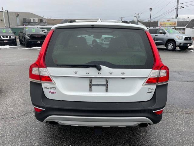 used 2015 Volvo XC70 car, priced at $9,995