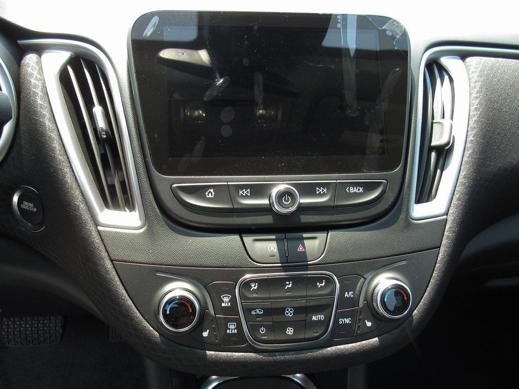 new 2025 Chevrolet Malibu car, priced at $24,760
