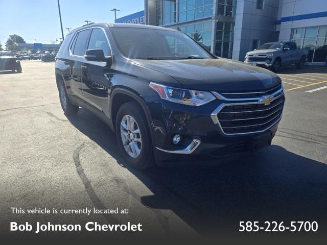 used 2021 Chevrolet Traverse car, priced at $29,382