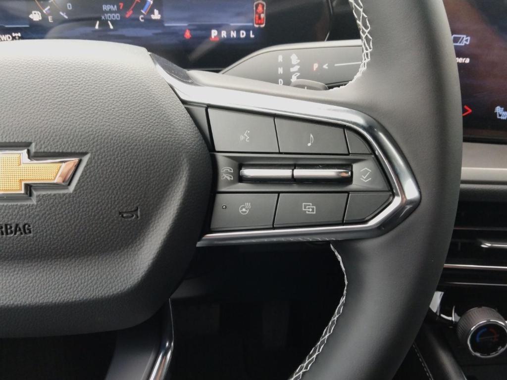 new 2026 Chevrolet Traverse car, priced at $45,170