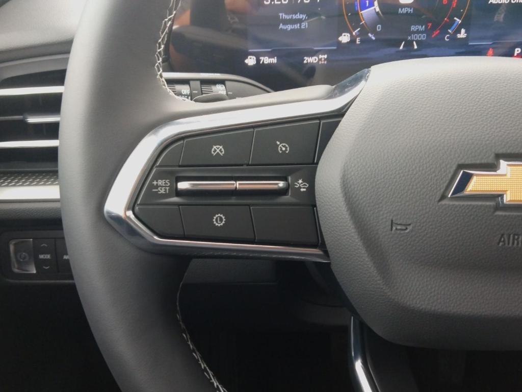 new 2026 Chevrolet Traverse car, priced at $45,170