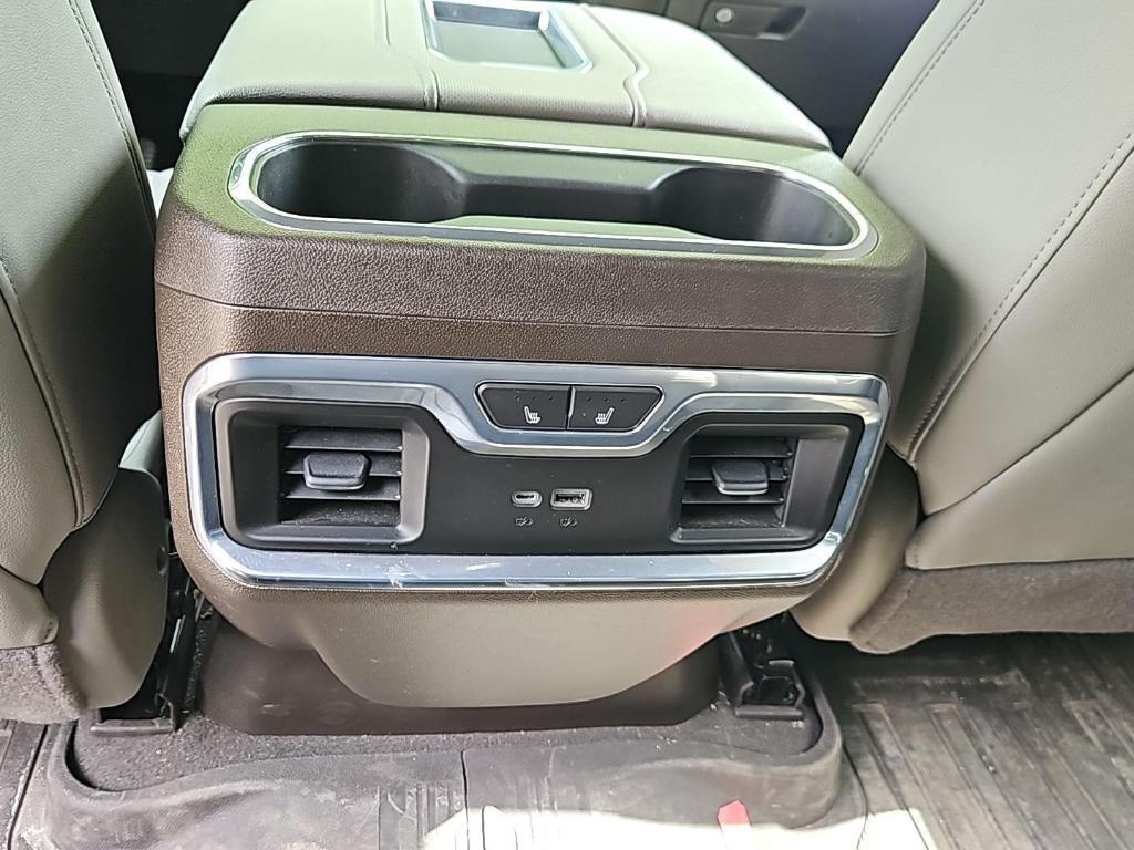 used 2022 GMC Sierra 1500 car, priced at $43,900