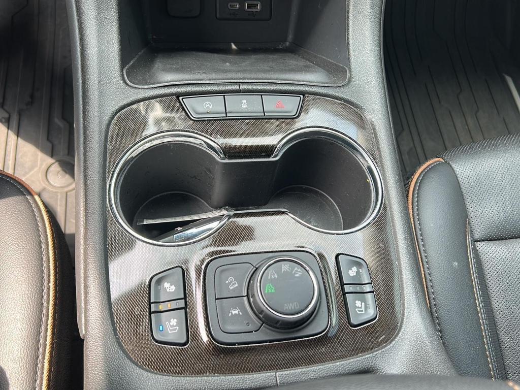 used 2023 GMC Acadia car, priced at $36,900