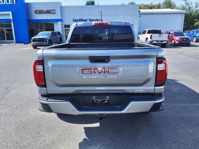 new 2024 GMC Canyon car