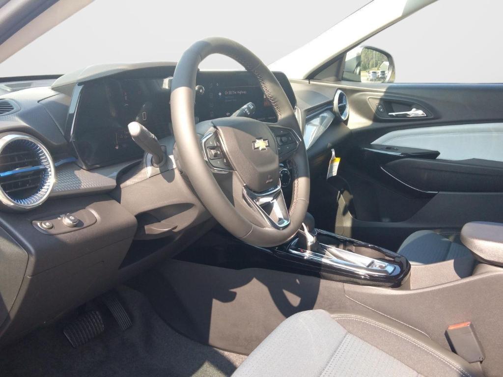 new 2025 Chevrolet Trax car, priced at $25,880