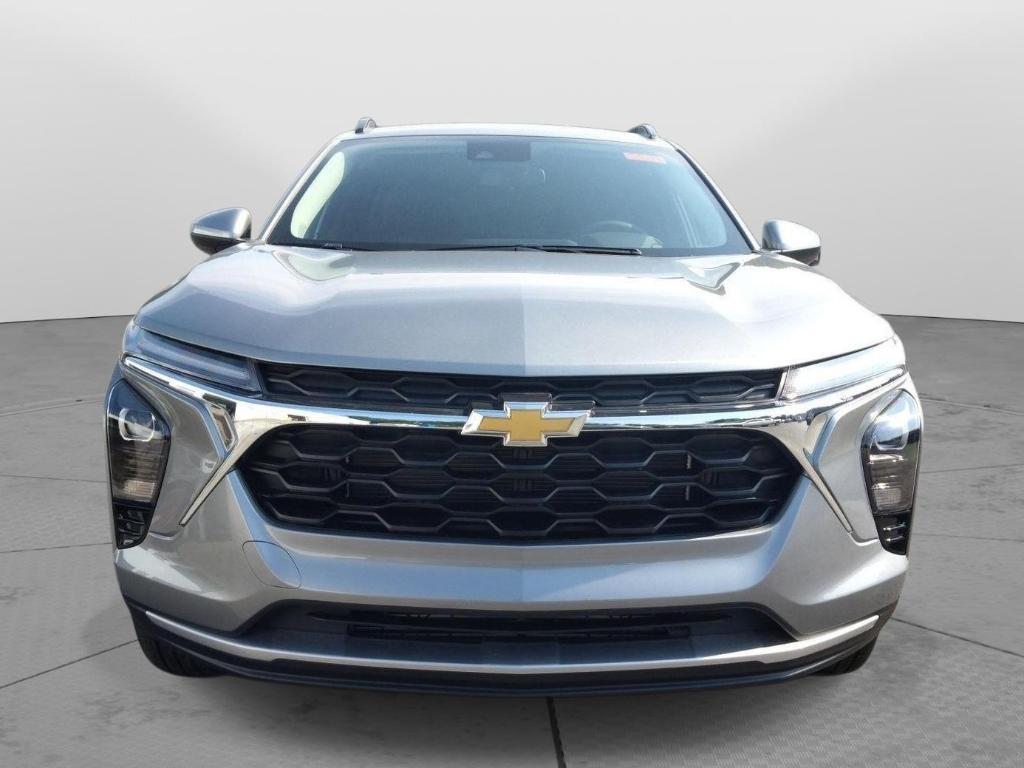 new 2025 Chevrolet Trax car, priced at $25,880