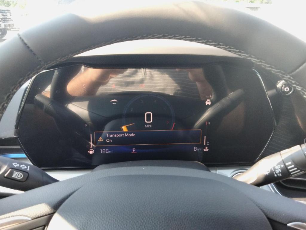 new 2025 Chevrolet Trax car, priced at $25,880