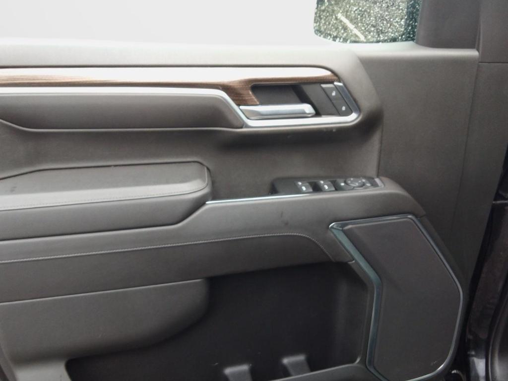 used 2022 Chevrolet Silverado 1500 car, priced at $34,400