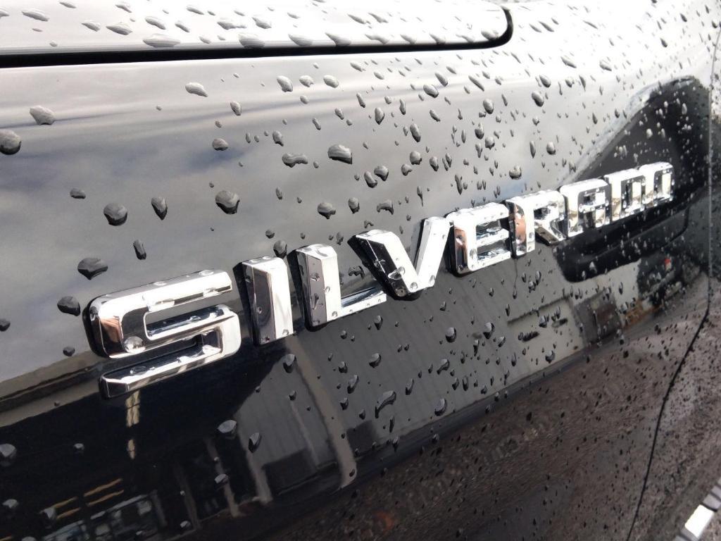 used 2022 Chevrolet Silverado 1500 car, priced at $34,400