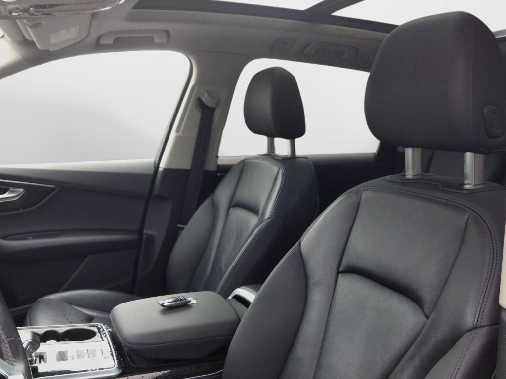used 2021 Audi Q7 car, priced at $29,833