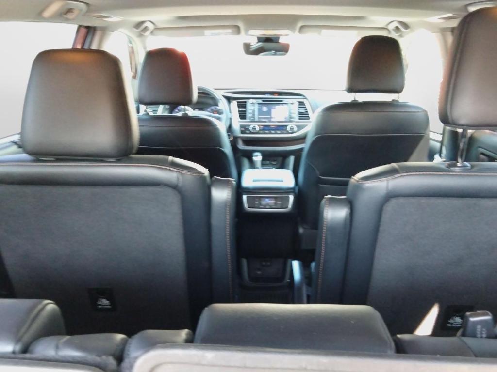 used 2019 Toyota Highlander car, priced at $24,150