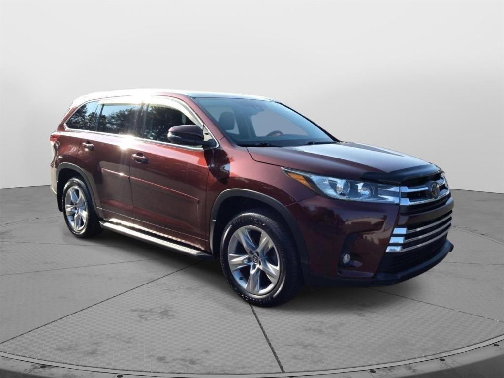 used 2019 Toyota Highlander car, priced at $24,150