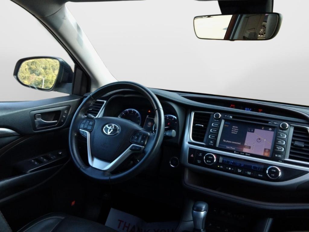 used 2019 Toyota Highlander car, priced at $24,150