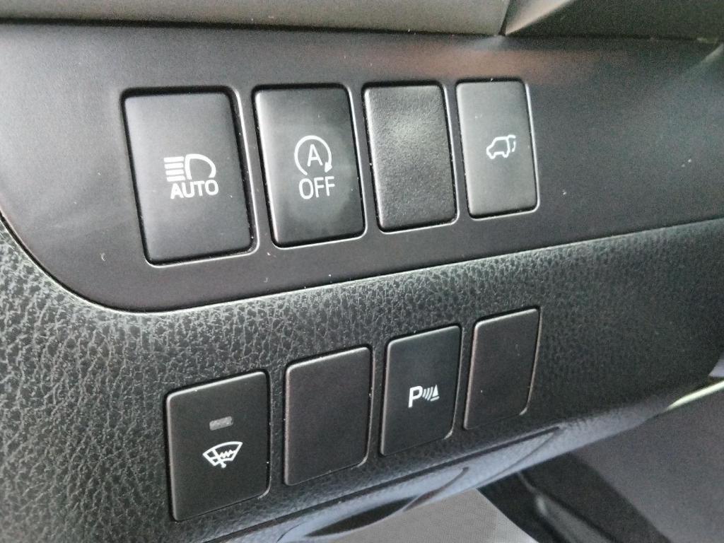 used 2019 Toyota Highlander car, priced at $24,150