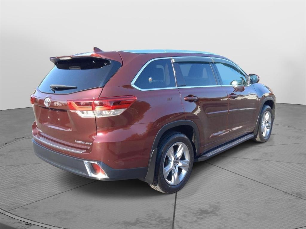 used 2019 Toyota Highlander car, priced at $24,150