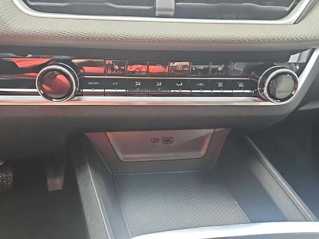 new 2026 Chevrolet Equinox car, priced at $34,545