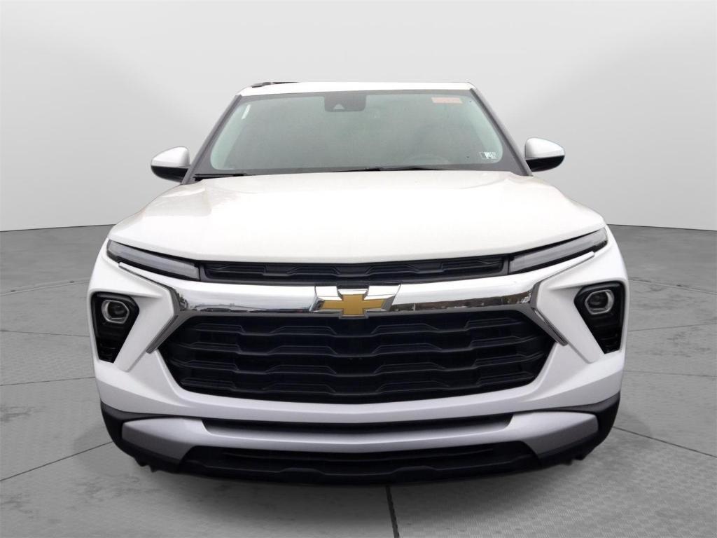 new 2026 Chevrolet TrailBlazer car, priced at $30,680