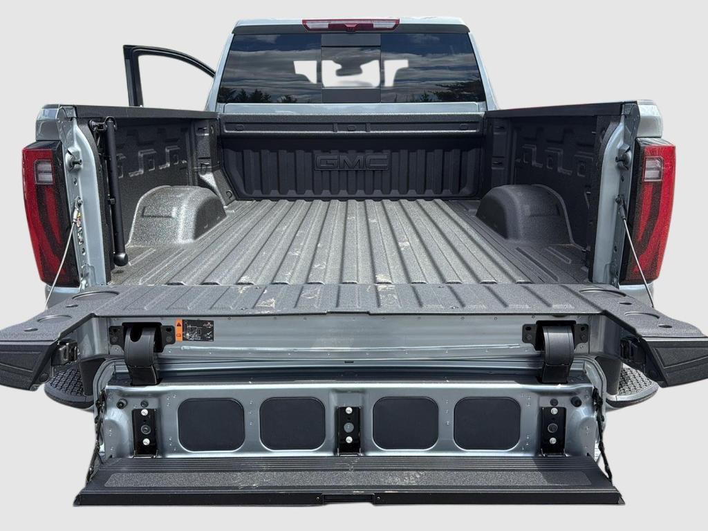 new 2025 GMC Sierra 2500 car, priced at $86,580