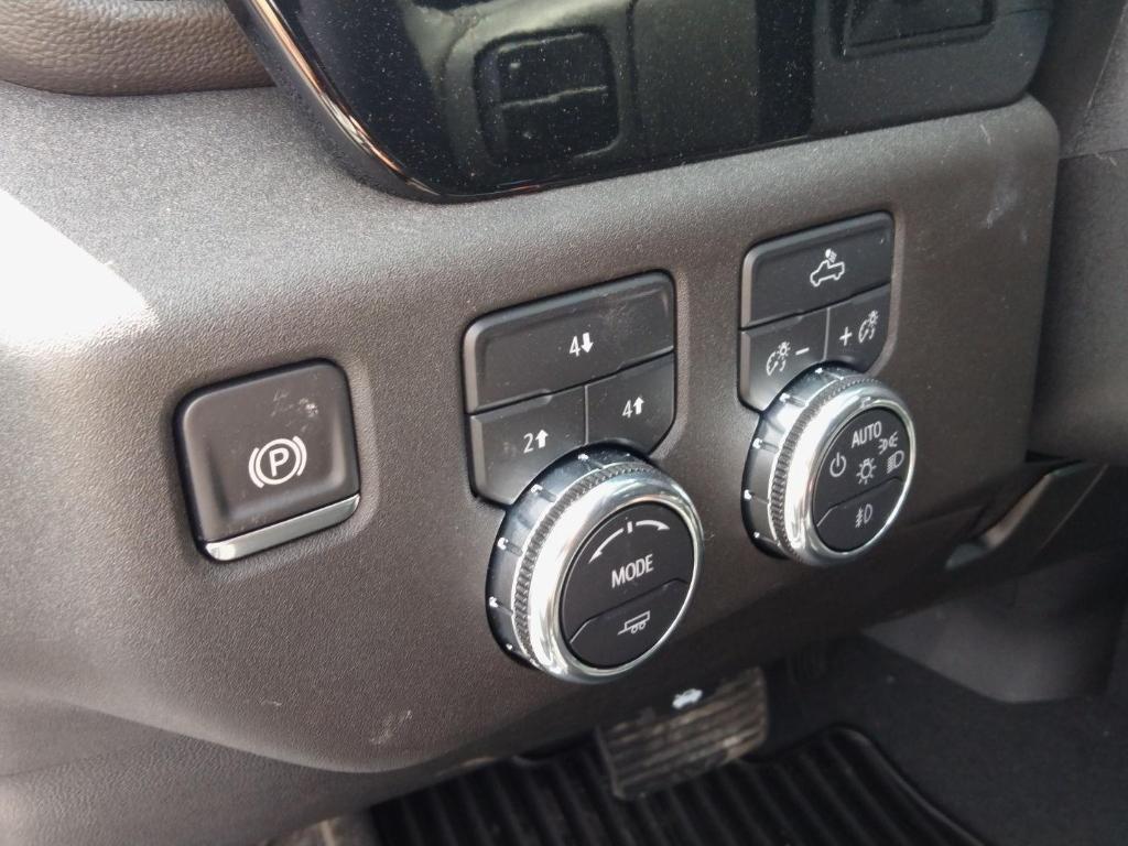 new 2025 GMC Sierra 2500 car, priced at $73,380