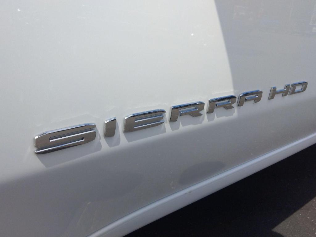 new 2025 GMC Sierra 2500 car, priced at $73,380